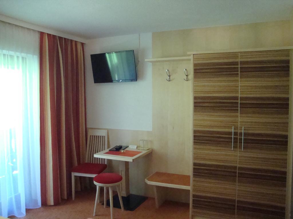 Bed and Breakfast Haus Sonnschein Sölden Zewnętrze zdjęcie